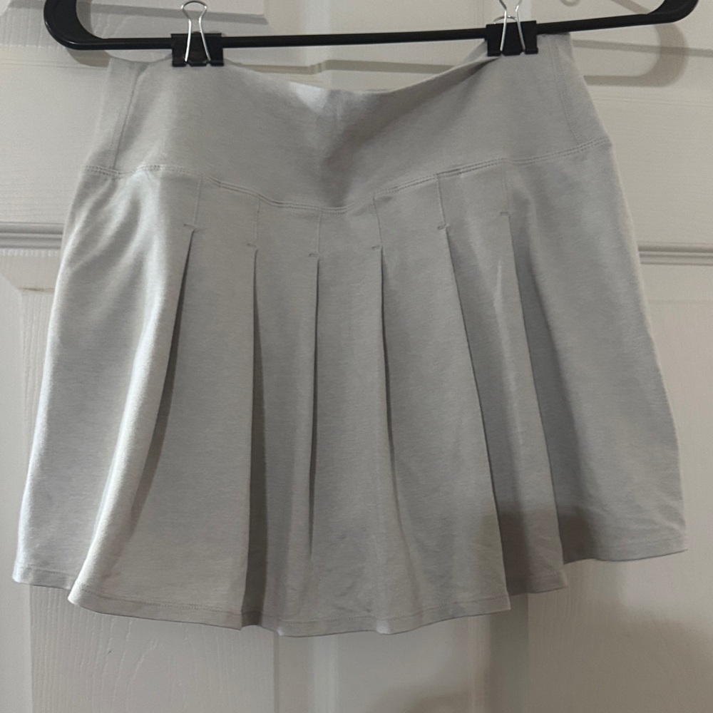 Vuori Light Gray Active Skort - image 4